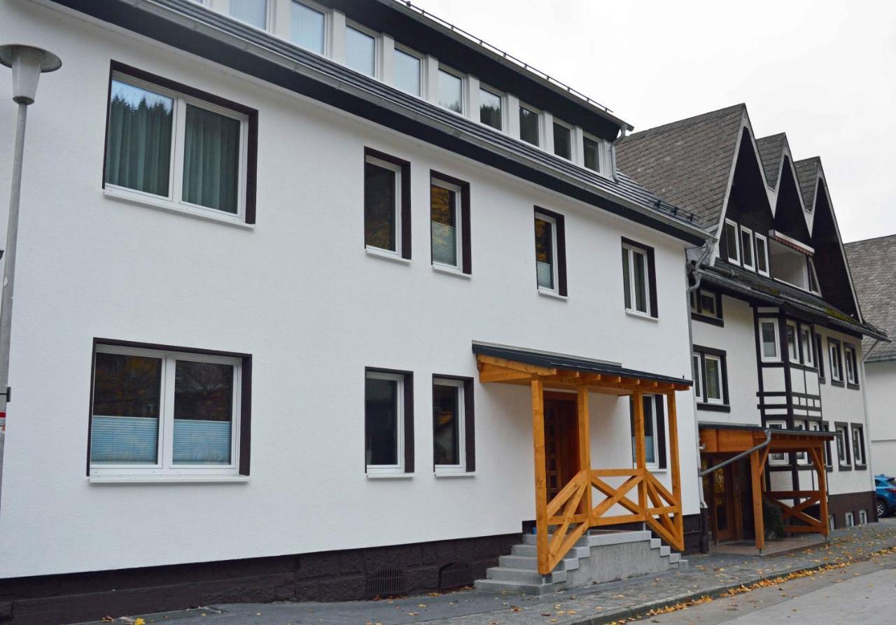 Aparthotel Jaegerhaus Вилинген Екстериор снимка