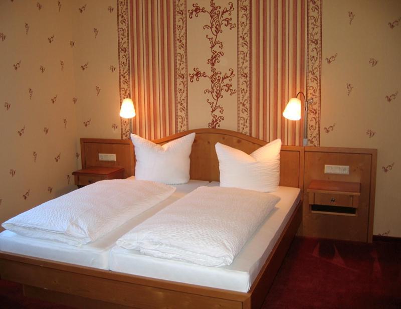 Aparthotel Jaegerhaus Вилинген Екстериор снимка