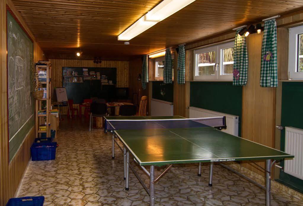 Aparthotel Jaegerhaus Вилинген Екстериор снимка